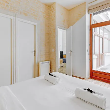 D'exception A Deux Pas Du Jardin Du Luxembourg Apartmán